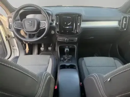 Photo 9 Volvo Xc40 Gén. I Ph1 Momentum 5