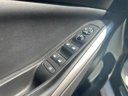 Photo 11 Opel Grandland Gén. I Ph1 Elegance Business 5