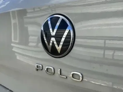 Photo 5 Volkswagen Polo  1.0 TSI 110ch Life DSG7