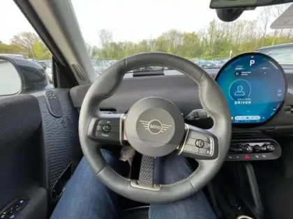 Photo 13 Mini Cooper Gén. IV (/F66/J01) Ph1 Classic 3