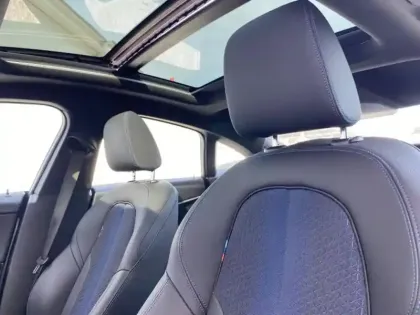 Photo 7 BMW Serie 2 Gén. I (F44) Ph1 M Sport 4