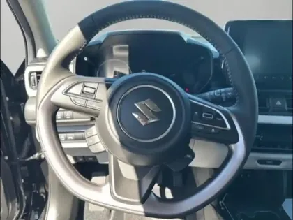 Photo 10 Suzuki Swift Gén. V Ph1 Privilège 5