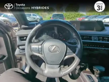 Photo 8 Lexus UX  250h 2WD Premium Edition MY22