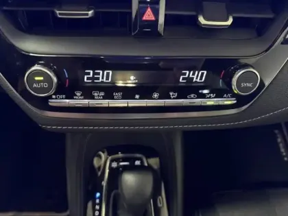 Photo 11 Toyota Corolla Gén. X Ph2 Design 5