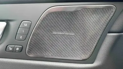 Photo 18 Volvo Xc60  T6 AWD Hybride rechargeable 253 ch+145 ch Geartronic 8