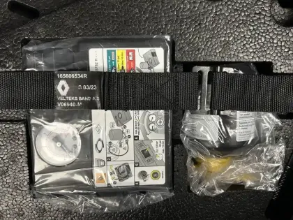 Photo 36 Renault Clio  E-Tech full hybrid 145