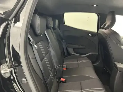 Photo 24 Renault Clio  E-Tech full hybrid 145