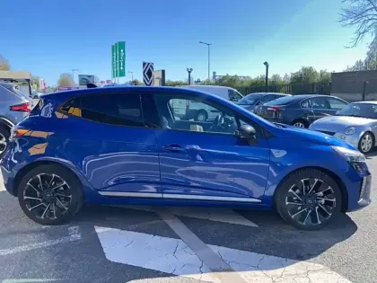 Photo 5 Renault Clio  E-Tech full hybrid 145