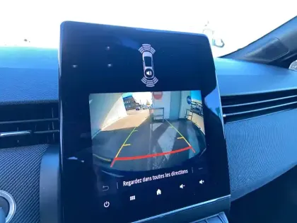 Photo 26 Renault Clio  E-Tech full hybrid 145