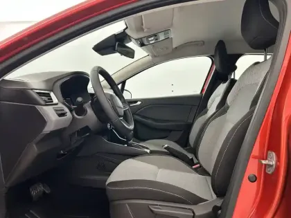 Photo 26 Renault Clio  E-Tech full hybrid 145 ch GSR2