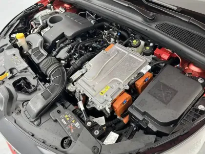Photo 43 Renault Clio  E-Tech full hybrid 145 ch GSR2