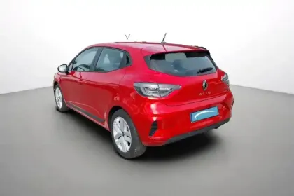 Photo 12 Renault Clio  E-Tech full hybrid 145 ch GSR2