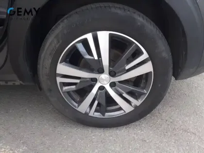 Photo 10 Peugeot 5008  BlueHDi 130ch S&S EAT8