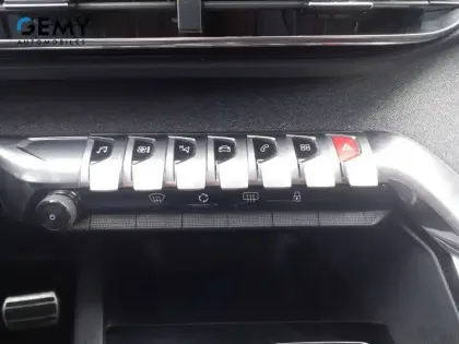 Photo 21 Peugeot 5008  BlueHDi 130ch S&S EAT8