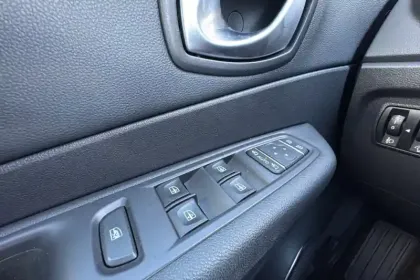 Photo 43 Renault Captur  TCe 120 Energy