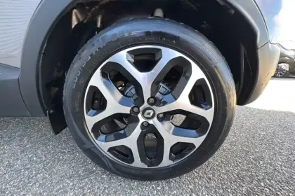 Photo 86 Renault Captur  TCe 120 Energy