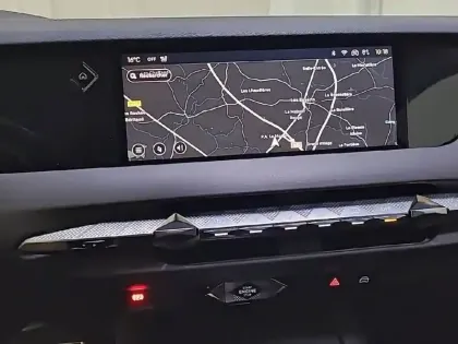 Photo 18 DS DS 4 Gén. II Ph1 La Première 5