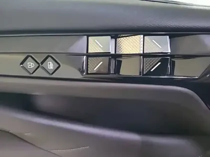 Photo 31 DS DS 4 Gén. II Ph1 La Première 5