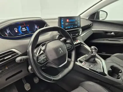 Photo 49 Peugeot 3008  Puretech 130ch S&S BVM6