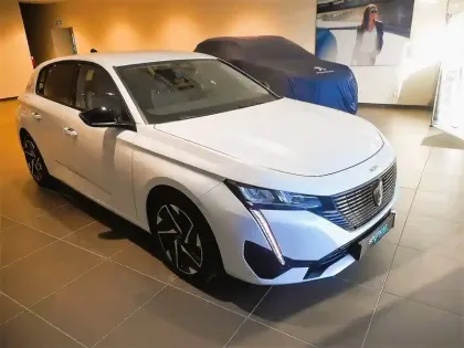 Photo 21 Peugeot 308  PureTech 130ch S&S EAT8