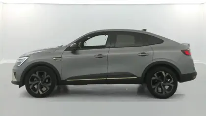 Photo 10 Renault Arkana  E-Tech hybride 145 - 22