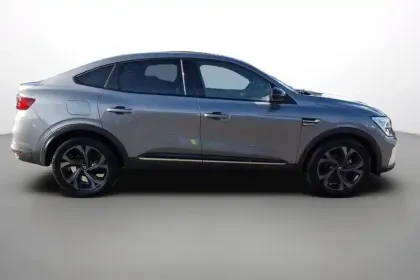 Photo 6 Renault Arkana  E-Tech hybride 145 - 22