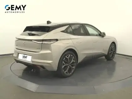 Photo 18 DS DS 4  Hybride E-Tense 225 EAT8