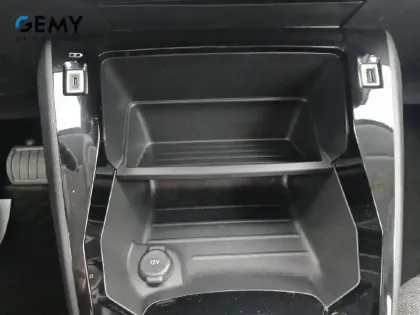 Photo 16 Peugeot 208  Electrique 50 kWh 136ch