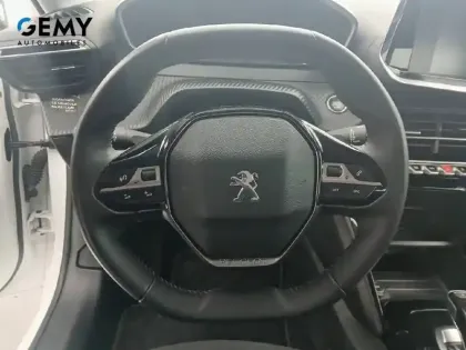 Photo 12 Peugeot 208  Electrique 50 kWh 136ch