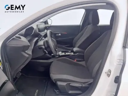 Photo 8 Peugeot 208  Electrique 50 kWh 136ch