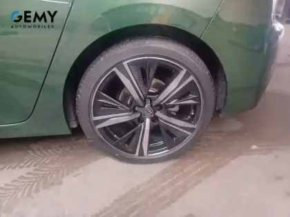 Photo 27 Peugeot 308  BlueHDi 130ch S&S EAT8