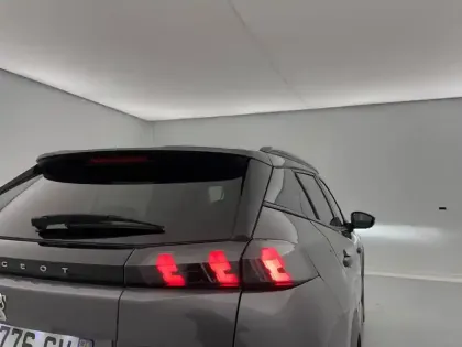 Photo 94 Peugeot 2008  PureTech 130 S&S EAT8