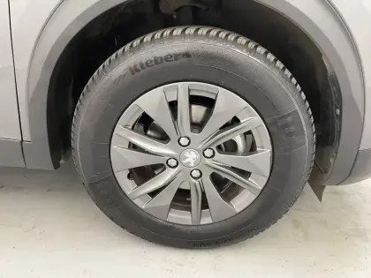 Photo 49 Peugeot 2008  PureTech 130 S&S EAT8