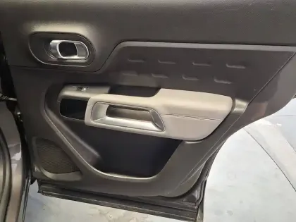 Photo 21 Citroën C5 aircross  Hybride Rechargeable 225 S&S e-EAT8