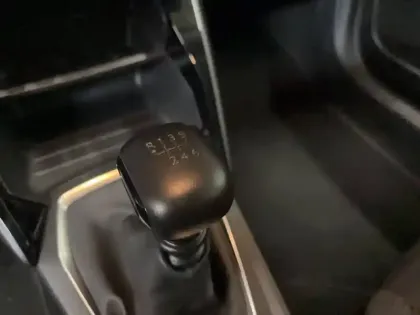 Photo 8 Peugeot 2008  BlueHDi 110 S&S BVM6