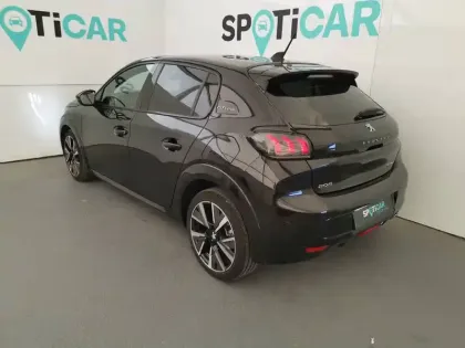 Photo 6 Peugeot 208 Gén. II Ph1 GT Line 5