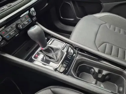 Photo 53 Jeep Compass  1.3 PHEV T4 240 ch 4xe eAWD