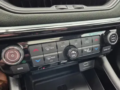 Photo 55 Jeep Compass  1.3 PHEV T4 240 ch 4xe eAWD