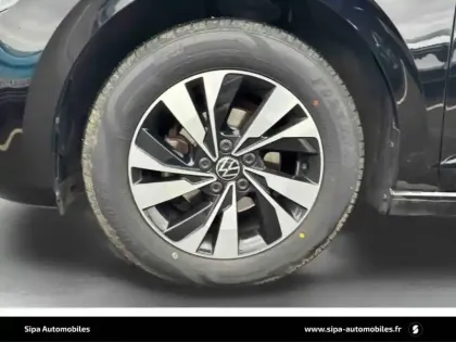 Photo 8 Volkswagen Polo Gén. VI Ph1 Lounge Business 5