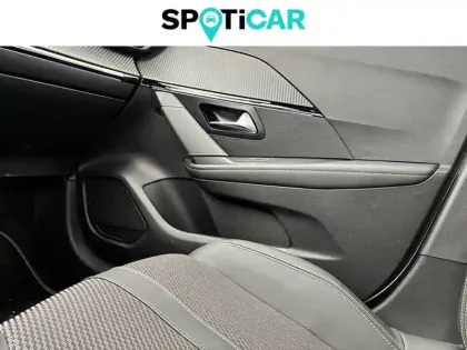 Photo 79 Peugeot 208  Hybrid 136 e-DCS6