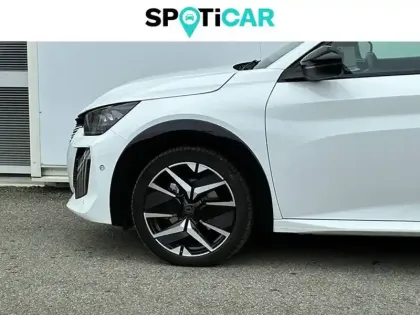 Photo 38 Peugeot 208  Hybrid 136 e-DCS6