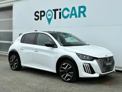 Photo 32 Peugeot 208  Hybrid 136 e-DCS6