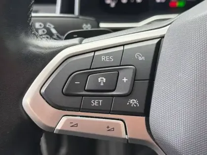 Photo 22 Volkswagen Polo  1.0 TSI 95 S&S DSG7