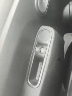 Photo 18 Renault Twingo Gén. III (C07) Ph2 Life 5