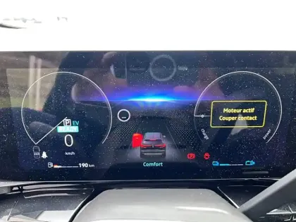 Photo 43 Renault Austral  E-Tech hybrid 200