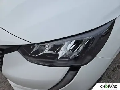 Photo 100 Peugeot 208  PureTech 75 S&S BVM5