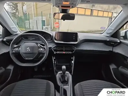 Photo 48 Peugeot 208  PureTech 75 S&S BVM5