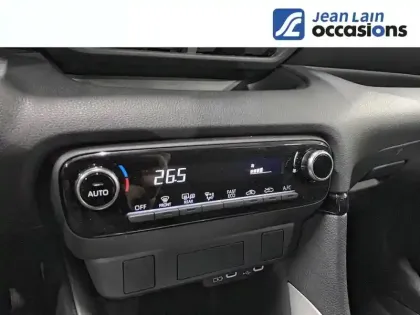 Photo 33 Toyota Yaris  Hybride 116h