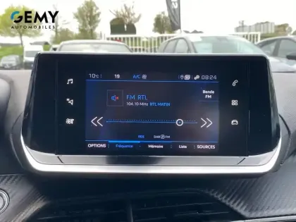 Photo 69 Peugeot 208  BlueHDi 100 S&S BVM6