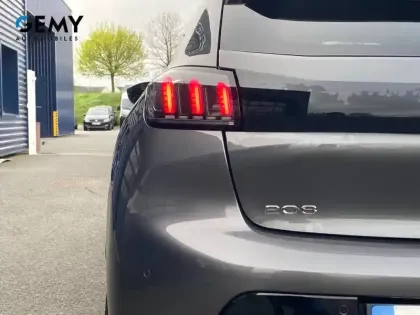 Photo 54 Peugeot 208 Gén. II Ph1 NG Allure 5